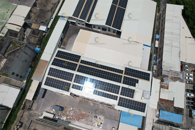 東莞樟木頭銀輝工商業(yè)1.7MW光伏電站建設(shè)